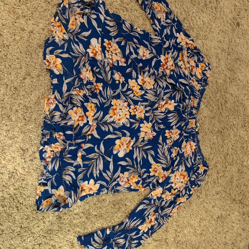 Kori woman’s shirt small